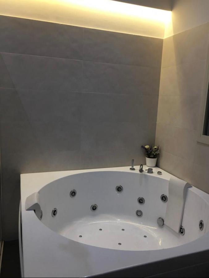 Samcri Luxury Home 卡塔尼亚 外观 照片