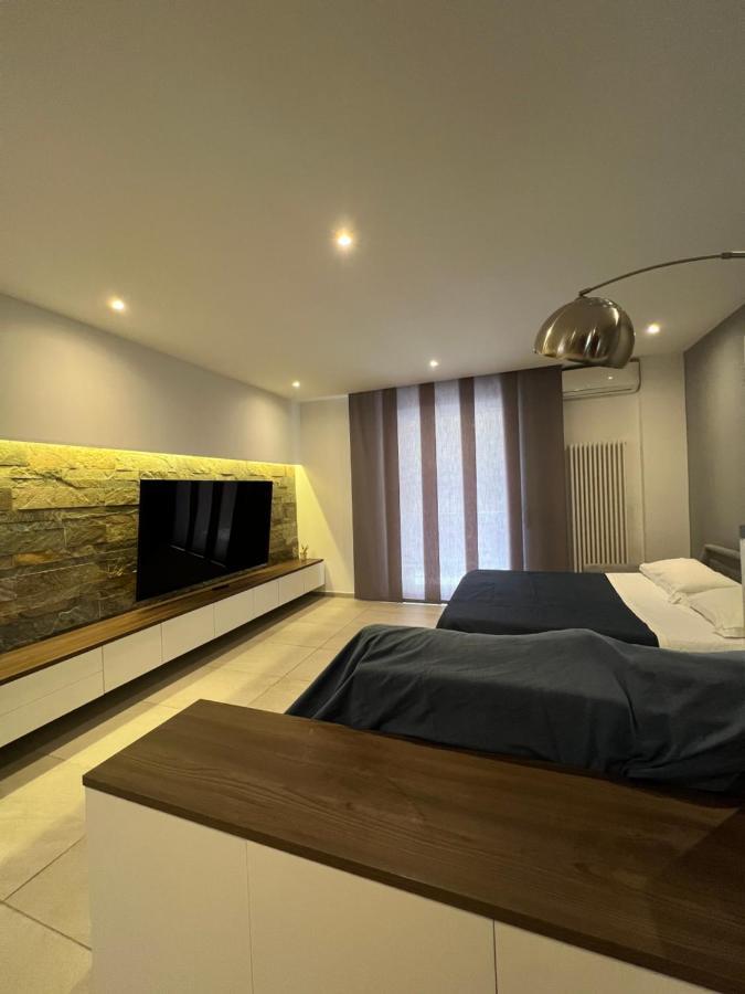 Samcri Luxury Home 卡塔尼亚 外观 照片